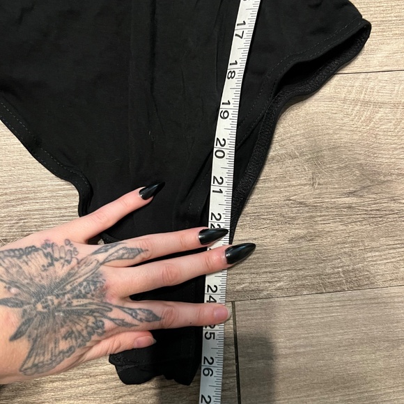 Single shoulder fringe bodysuit - Picture 3 of 5